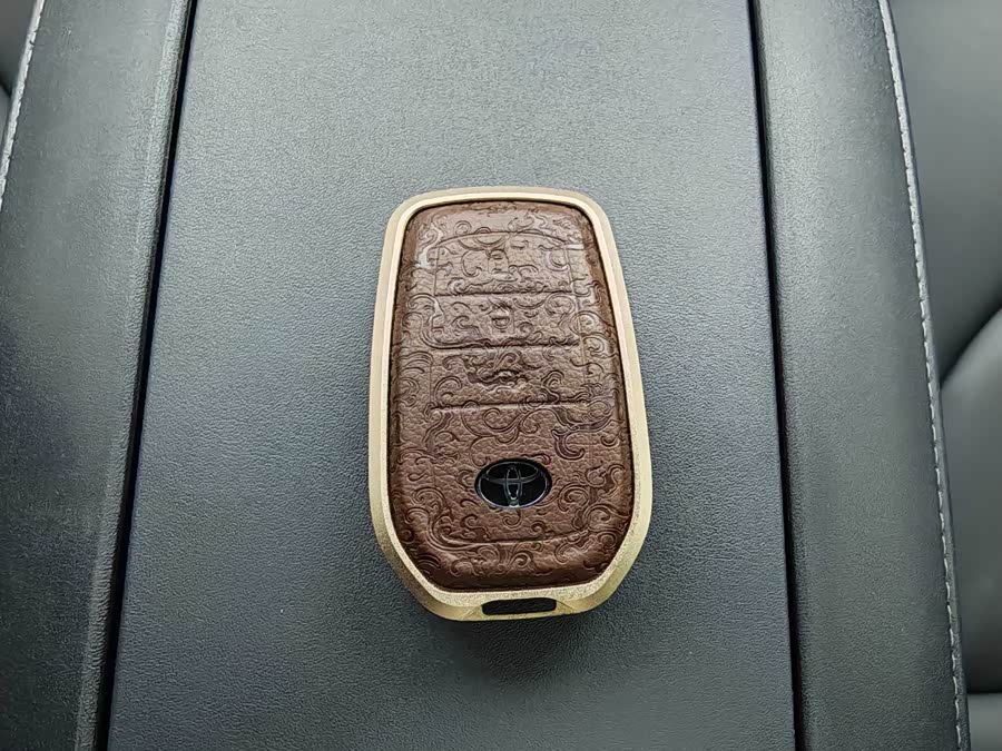 Toyota Crown Kluger 2024 car image #18