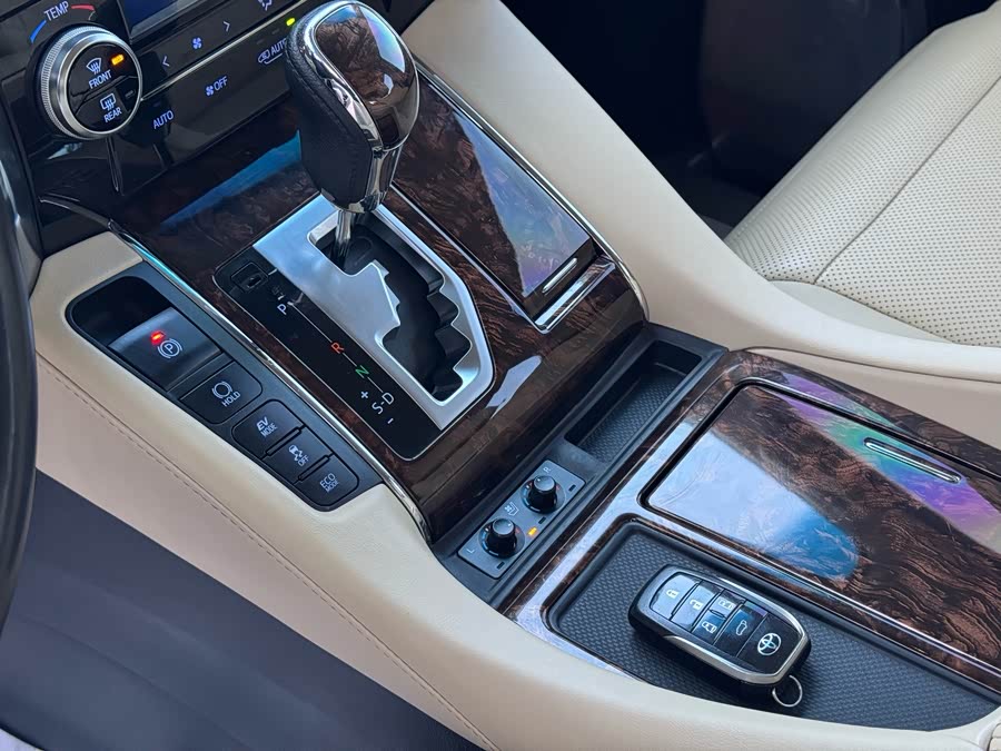 丰田 埃尔法 2021 汽车图片 #18