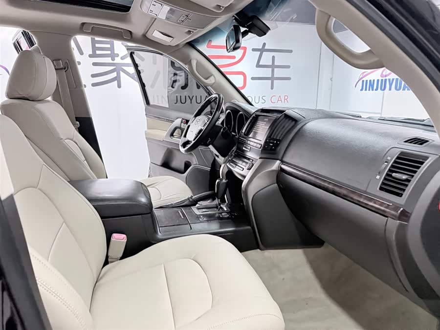 丰田 兰德酷路泽 2008 汽车图片 #18