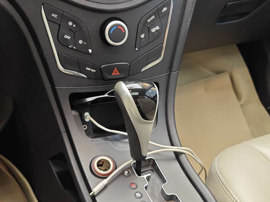 GAC Trumpchi GA3S 2015 #18 GAC Trumpchi GA3S 2015 car image #18