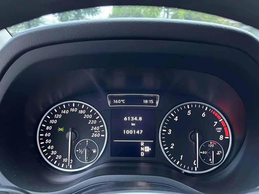 Mercedes-Benz B Class 2013 car image #18