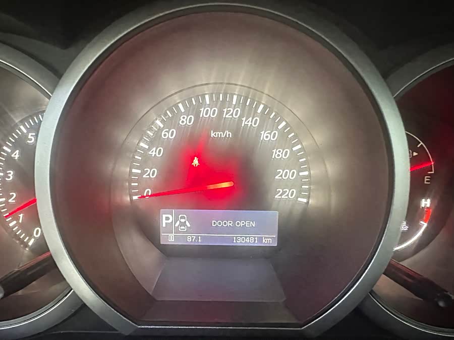 铃木 超级维特拉 2009 汽车图片 #18