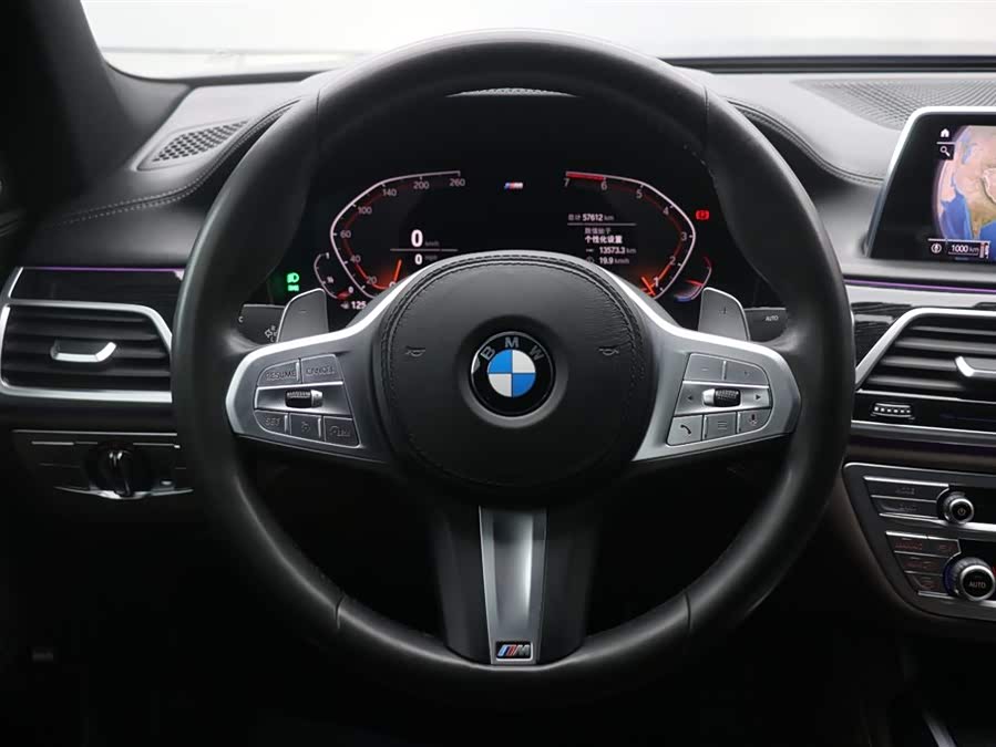 BMW i4 M50 2020 car image #18