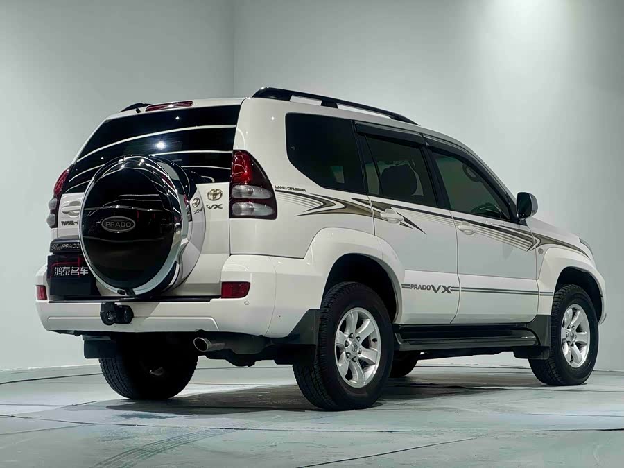 Toyota Land Cruiser Prado 2024 car image #18