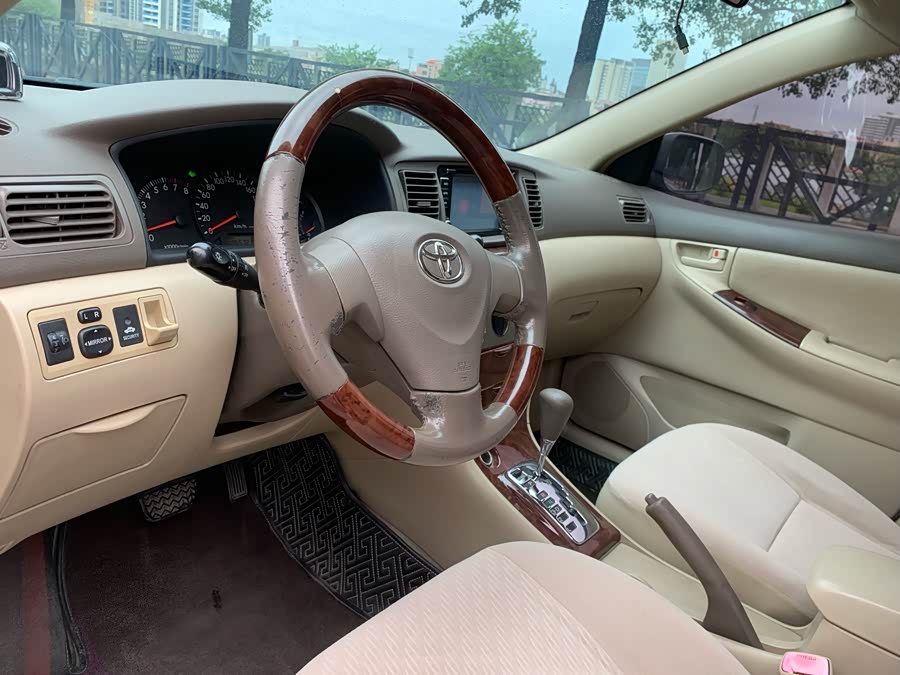 Toyota Corolla (Classic) 2012 #18 Toyota Corolla (Classic) 2012 immagine di auto #18