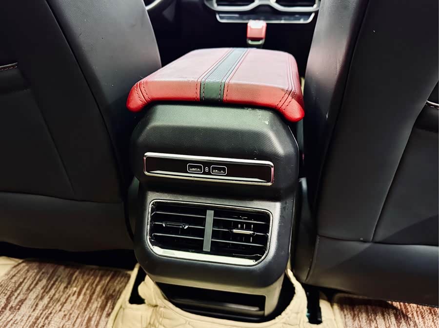 GEELY Monjaro MHEV 2020 #18 GEELY Monjaro MHEV 2020 car image #18