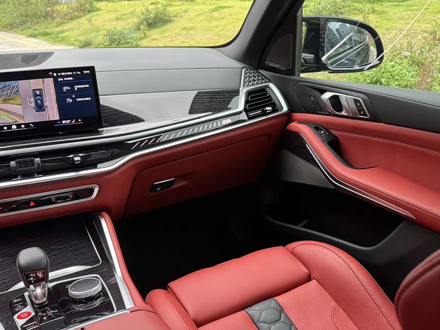 BMW X5 M 2024 car image #18