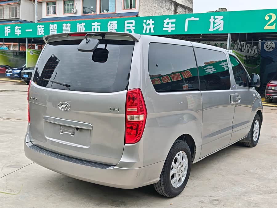 Hyundai H-1 2013 #18 Hyundai H-1 2013 car image #18