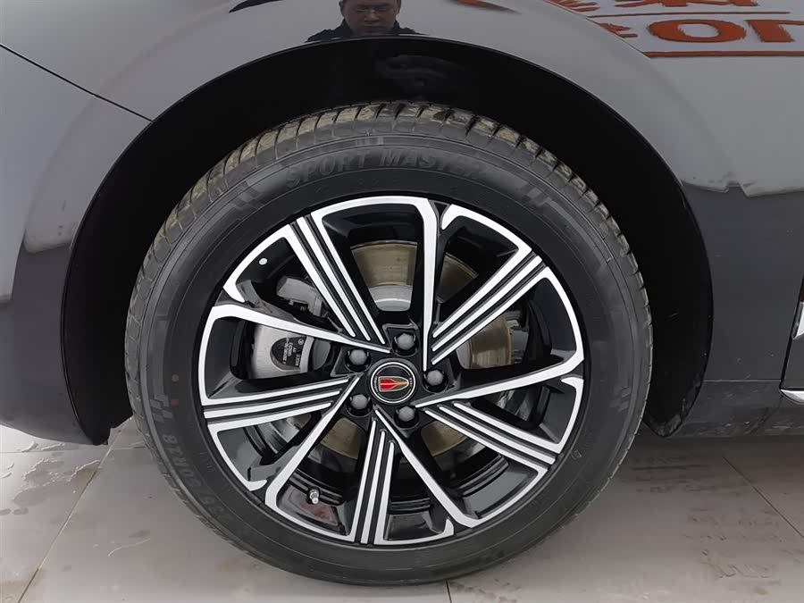 HongQi H5 PHEV 2025 car image #18