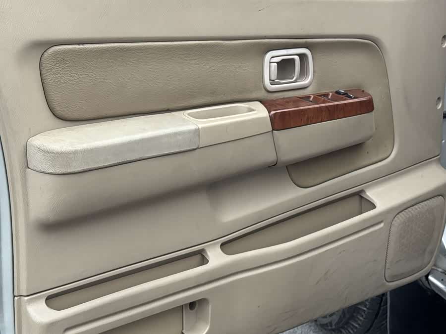 Nissan D22 2012 car image #18