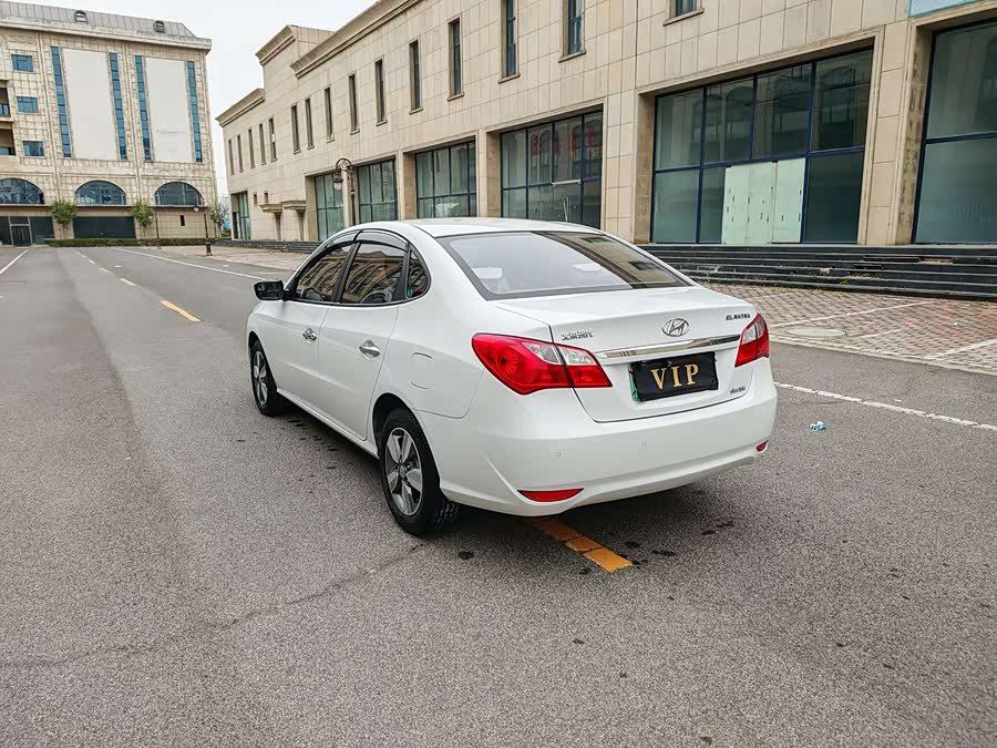 Hyundai Elantra EV 2017 car image #18