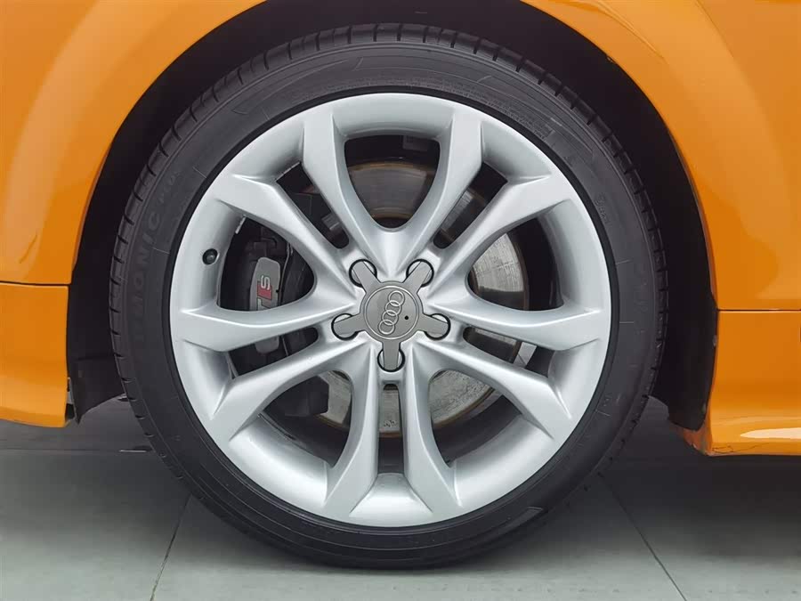 Audi TTS 2011 #18 Audi TTS 2011 car image #18