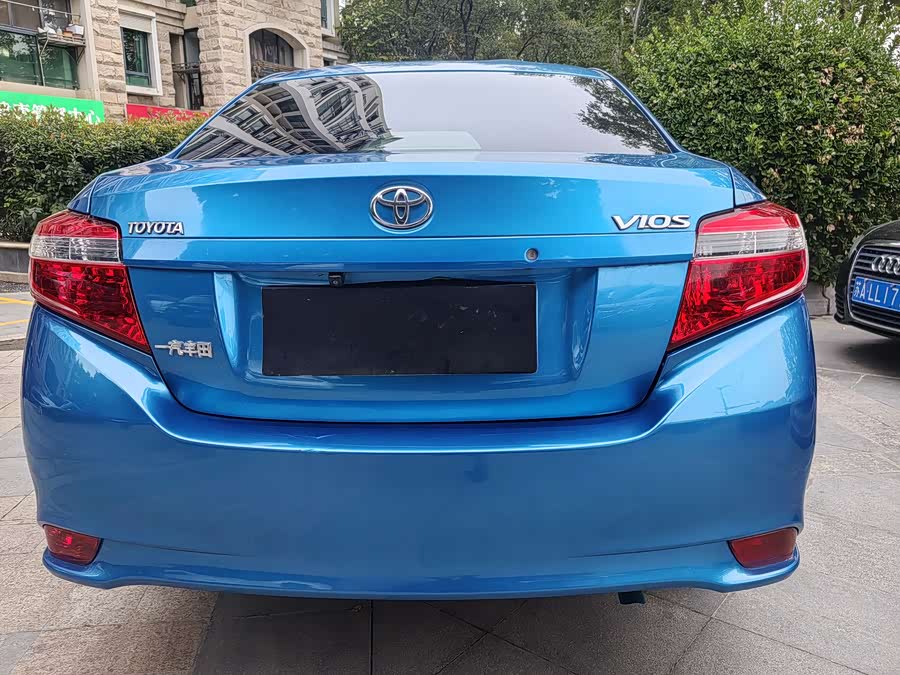 Toyota Vios 2015 изображение автомобиля #18