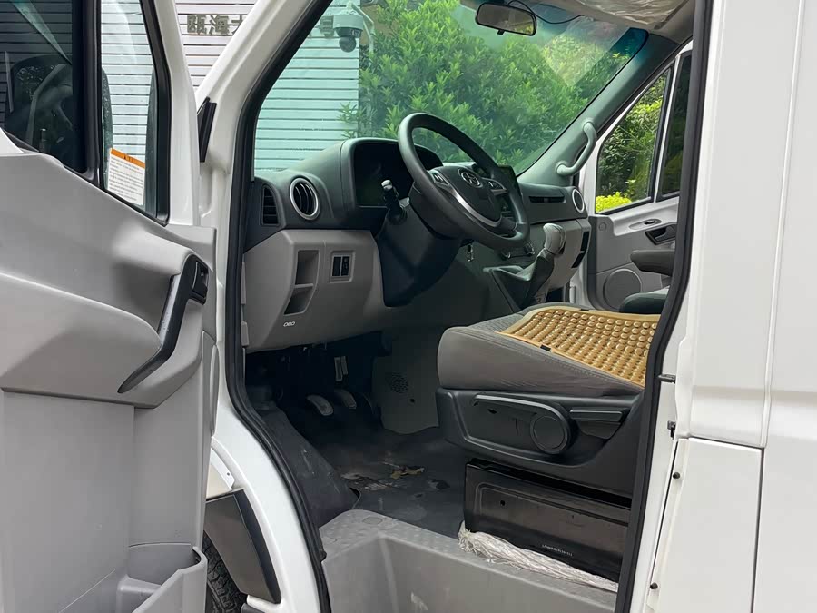 JAC 2023 #18 JAC 2023 imagen de coche #18