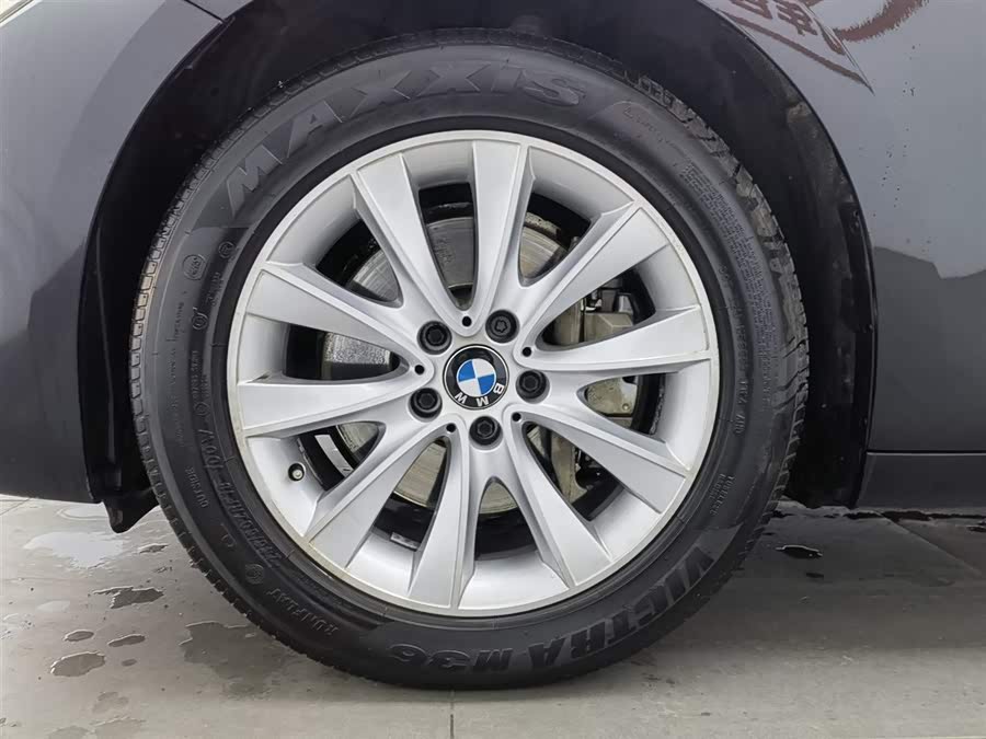 BMW 5 Series GT 2014 #18 BMW 5 Series GT 2014 immagine di auto #18