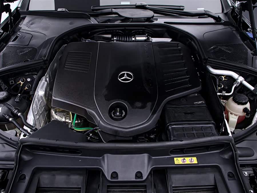 Mercedes-Benz Maybach S Class 2024 car image #18