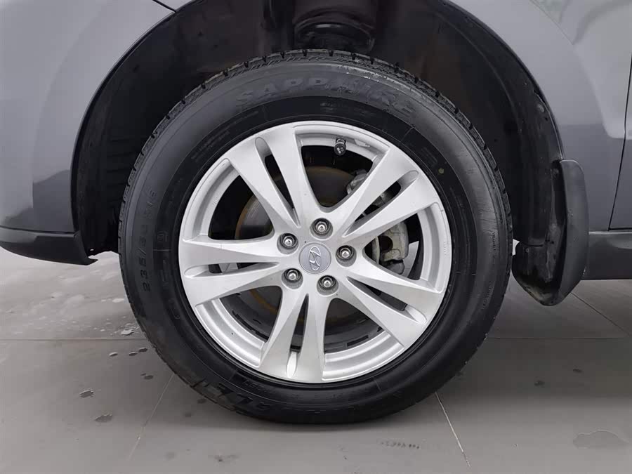 Hyundai Santa Fe Classic 2010 car image #18