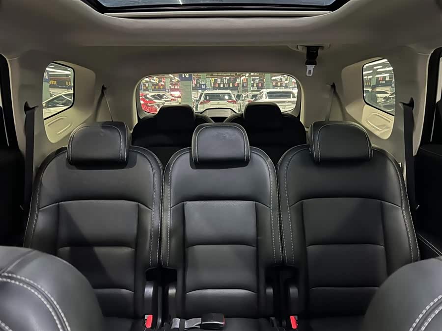 GEELY Okavango 2021 car image #18