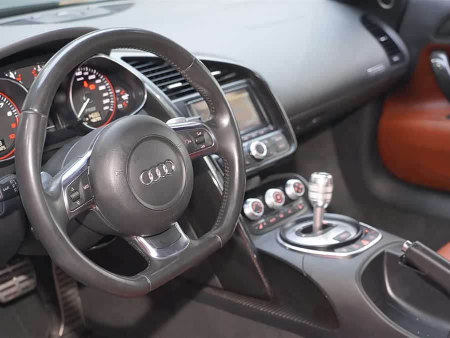 Audi R8 2012 #18 Audi R8 2012 car image #18