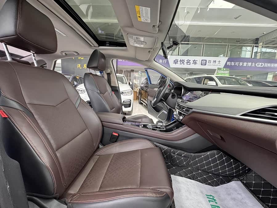 Changan Eado EV 2019 car image #18