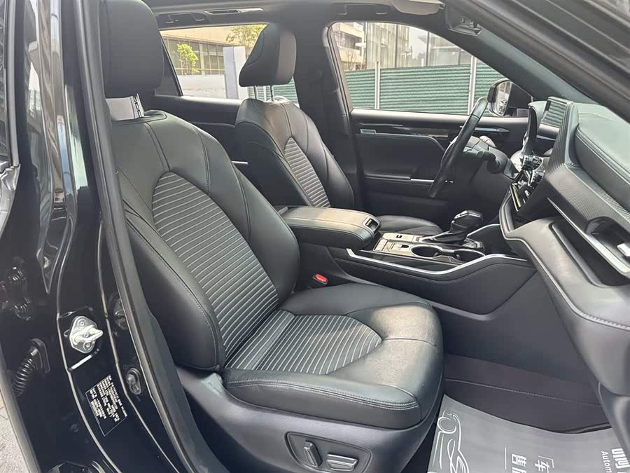 Toyota Crown Kluger 2023 #18 Toyota Crown Kluger 2023 car image #18