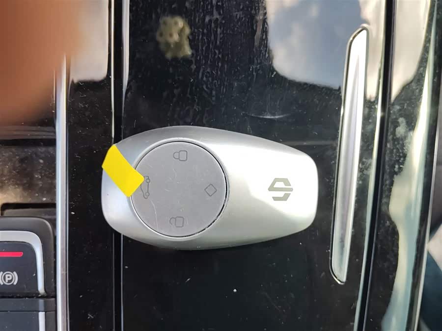 零跑汽车 零跑S01 2022 汽车图片 #18