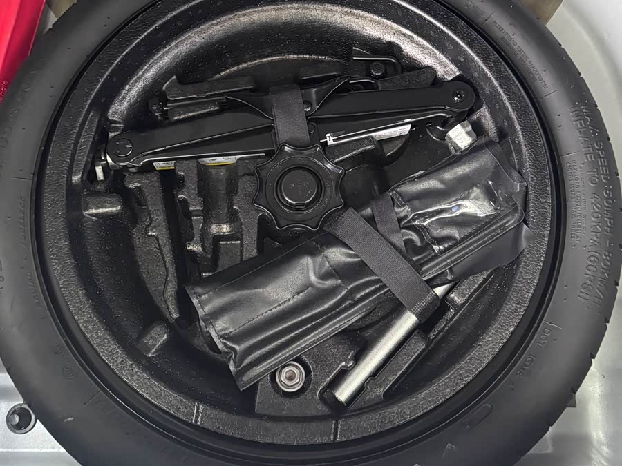 Audi Q2L 2021 #18 Audi Q2L 2021 car image #18