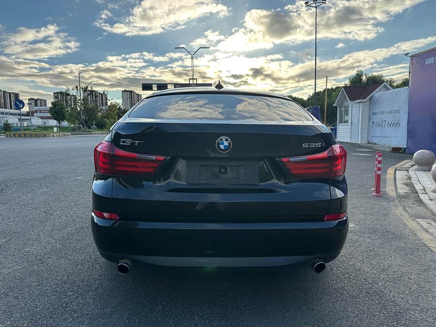 BMW 5 Series GT 2014 #18 BMW 5 Series GT 2014 immagine di auto #18