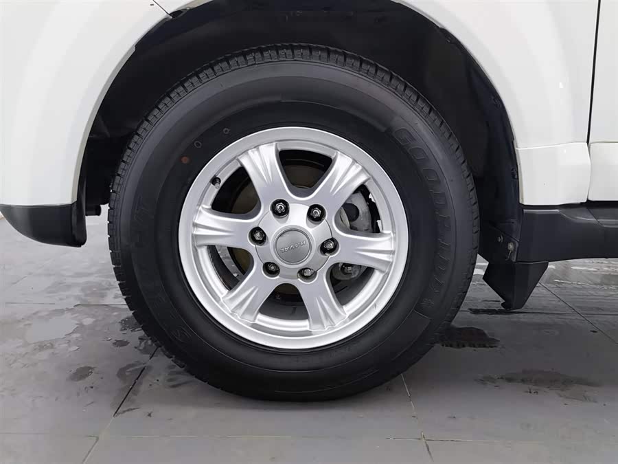 Haval H5 Class 2015 car image #18