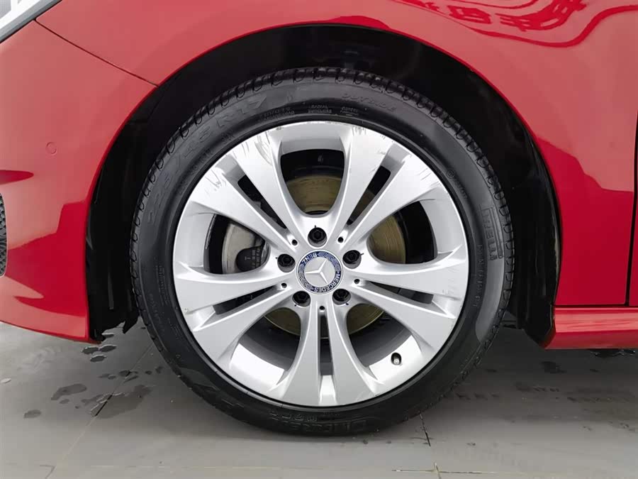 Mercedes-Benz B Class 2017 car image #18