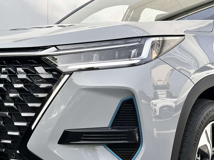 Chery Tiggo 8 PRO New Energy 2025 car image #18