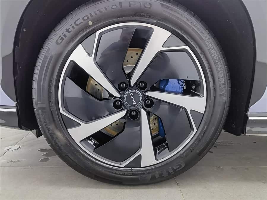 BYD Sea Lion 07 EV 2025 car image #18