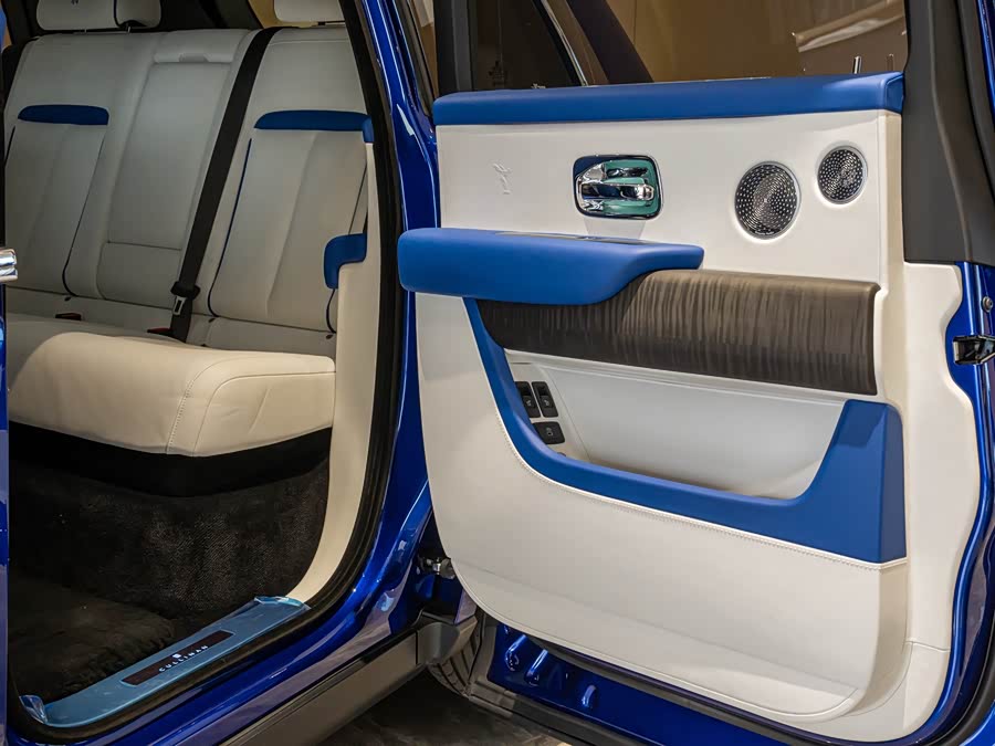 Rolls-Royce Cullinan 2020 car image #18