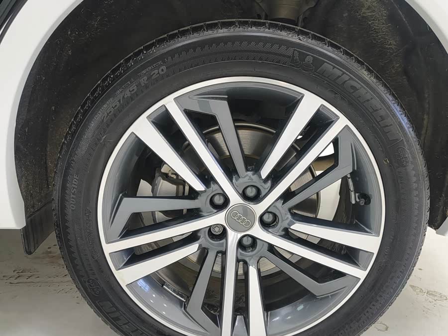 Audi Q5L Sportback 2021 car image #18