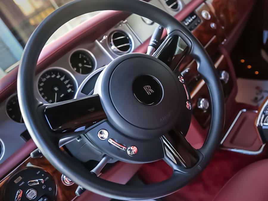 劳斯莱斯 幻影 2013 #18 劳斯莱斯 幻影 2013 汽车图片 #18