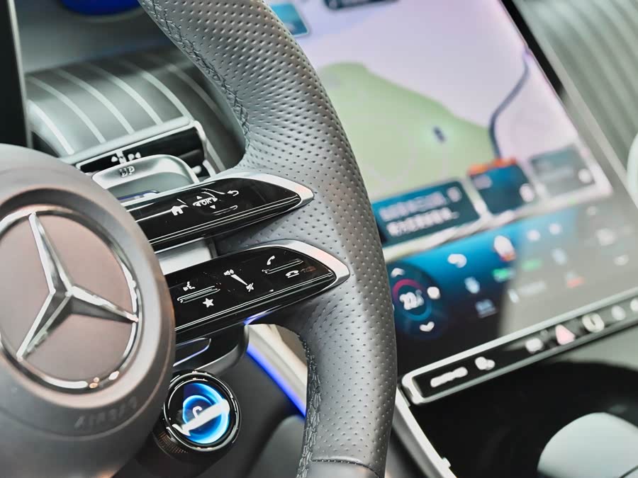 Mercedes-Benz GLC AMG 2025 car image #18