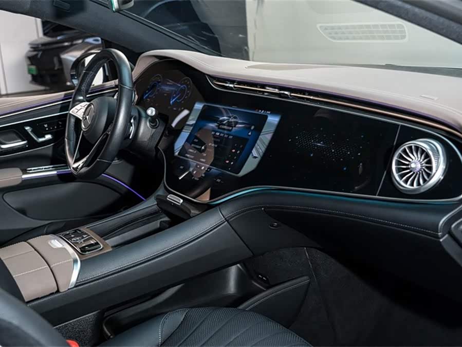 Mercedes-Benz EQS Class 2022 immagine di auto #18