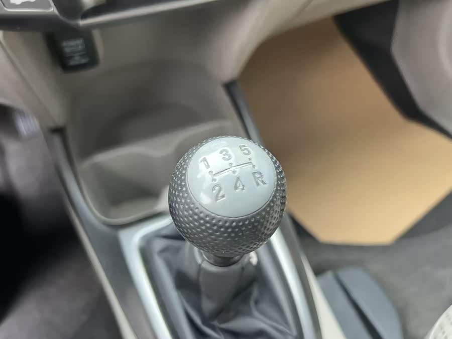 Honda City Classic 2013 car image #18