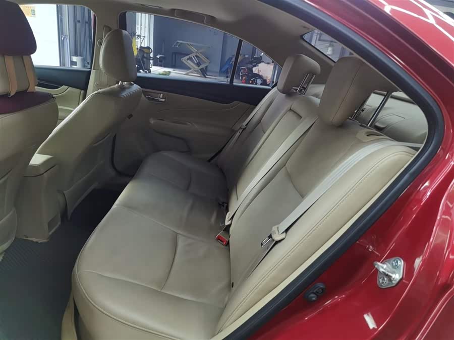 Suzuki Ciaz 2014 изображение автомобиля #18