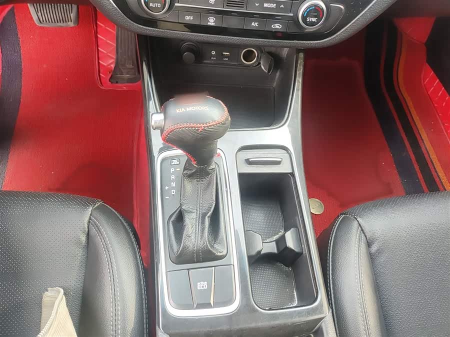 起亚 起亚K4 2015 汽车图片 #18