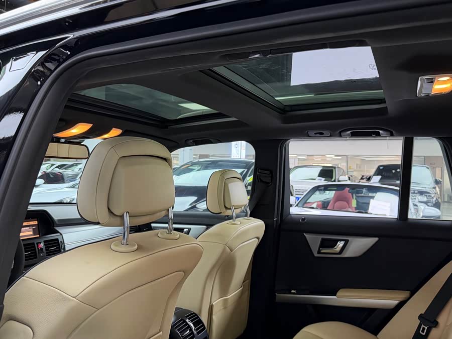 Mercedes-Benz GLK Class (Imported) 2010 car image #18