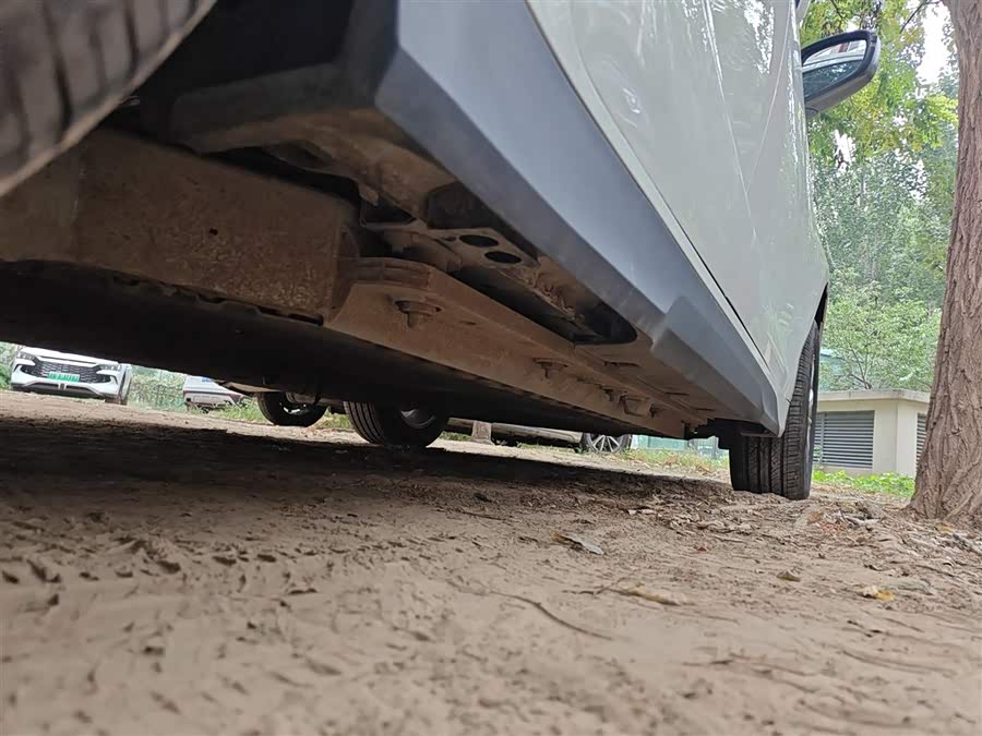 睿蓝汽车 枫叶60s 2023 汽车图片 #18