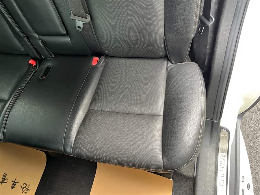 Chevrolet Captiva 2017 car image #18