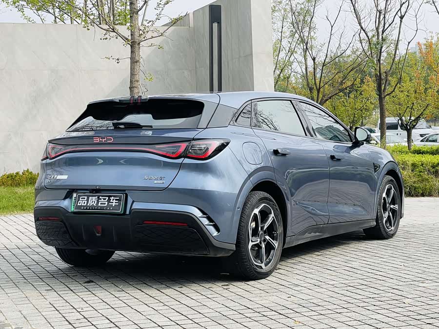 BYD Seal 06GT 2025 car image #18