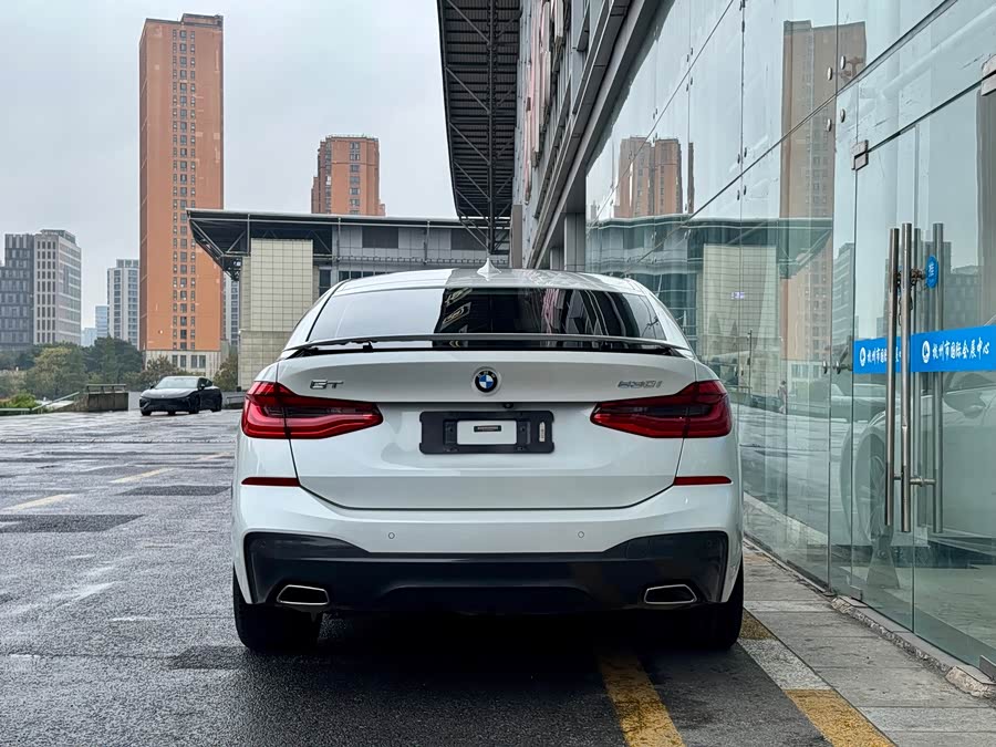 BMW 6 Series GT 2019 car image #18