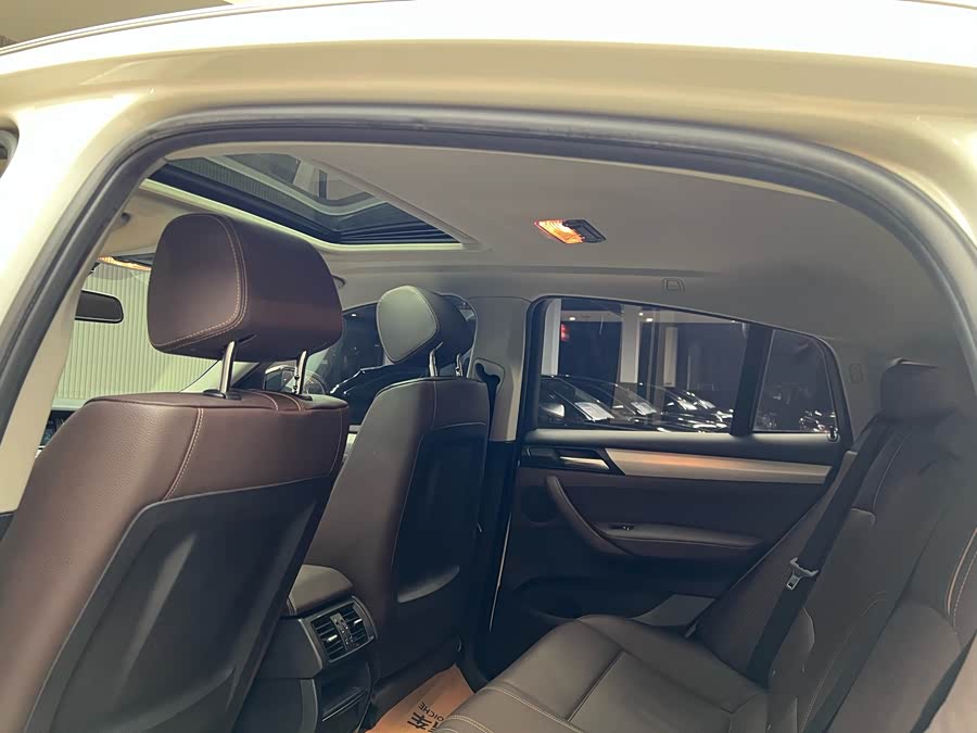 BMW X4 2018 صورة سيارة #18