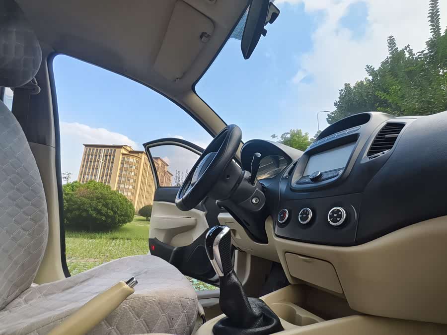 GEELY KingKong Fortune 2014 car image #18