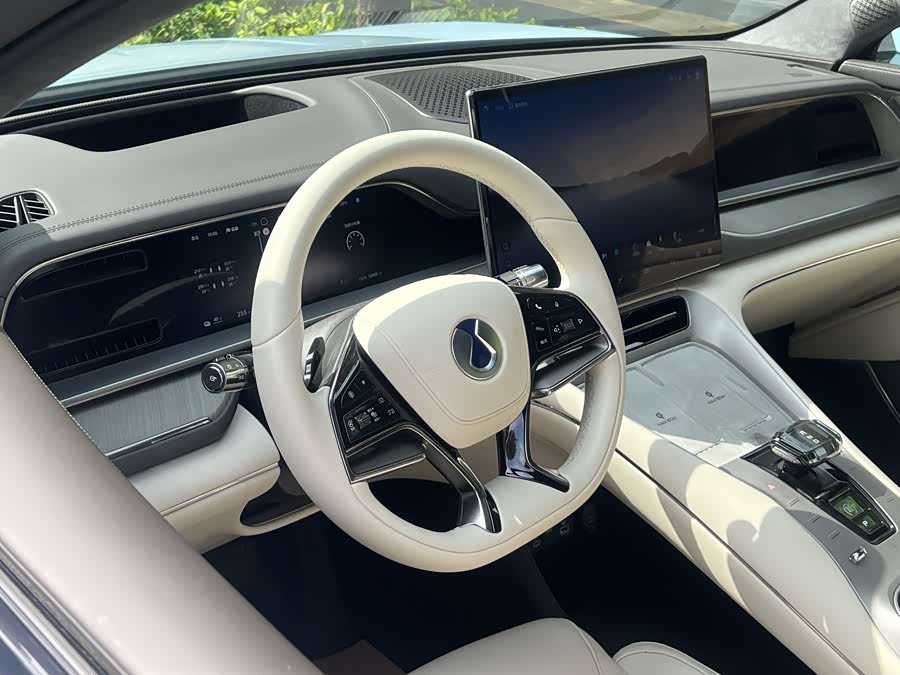 Denza N7 2024 #18 Denza N7 2024 car image #18