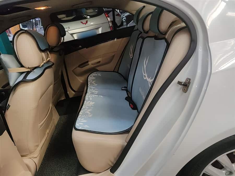 GEELY Emgrand Classic 2014 imagem de carro #18