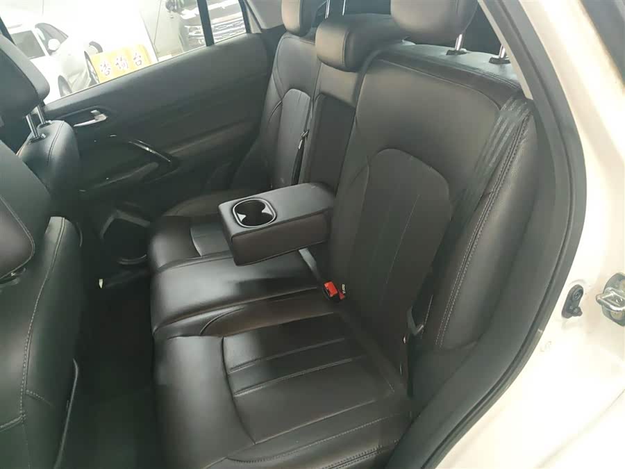 GAC ix4 2018 #18 GAC ix4 2018 car image #18